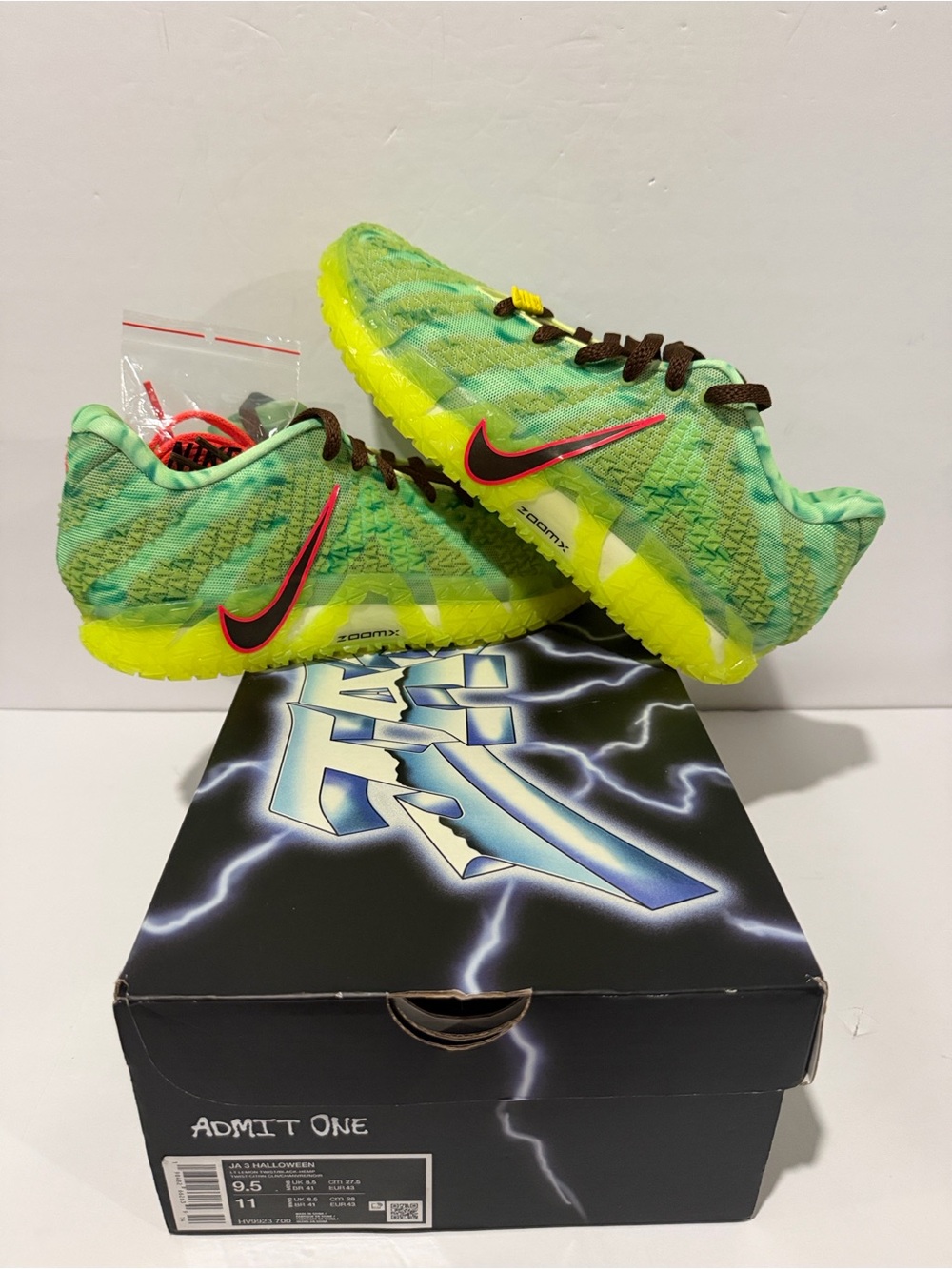Ja 3 ‘Zombie’ Sz 9.5 (HV9923-700)